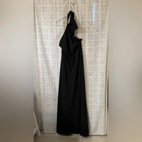 Lulu's Chic Black One-Shoulder Gown - Picture 3 of 4